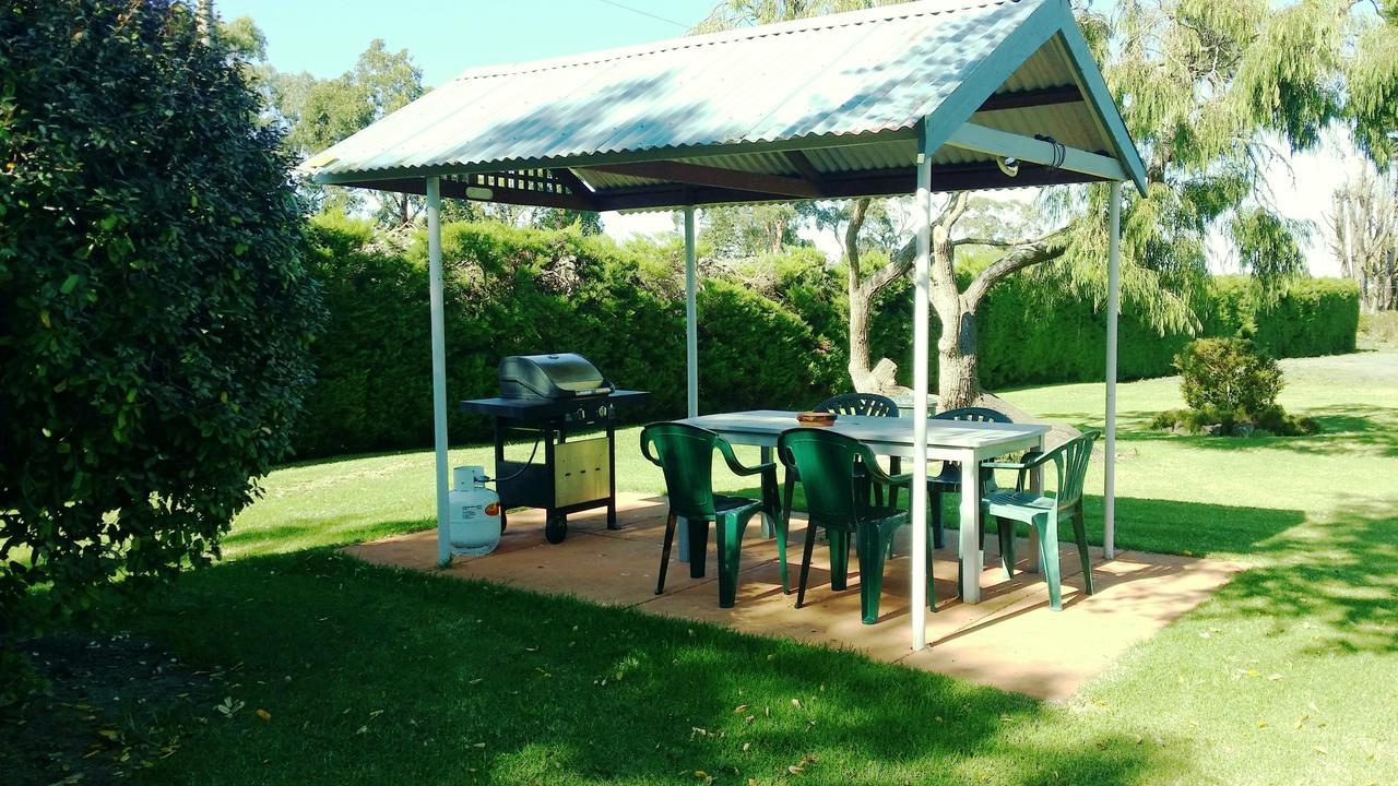 The Terang Motor Inn Εξωτερικό φωτογραφία